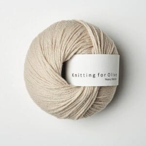 Knitting_for_olive_heavymerino_champignonrosa_12085_700x.jpg