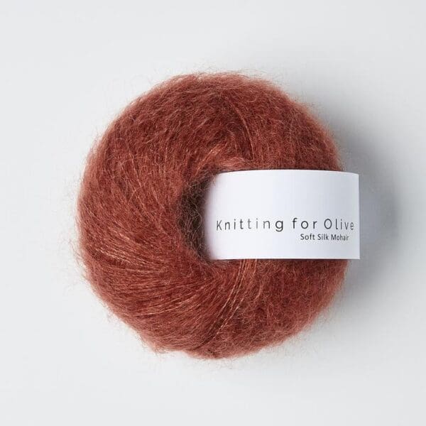 Knitting_for_olive_softsilkmohair_stovetskobaer_5570_700x.jpg