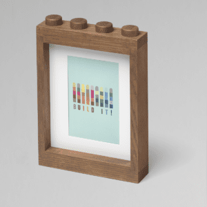 41130900-LEGO-1x4-Wooden-Picture-Frame-Dark-Stained.png