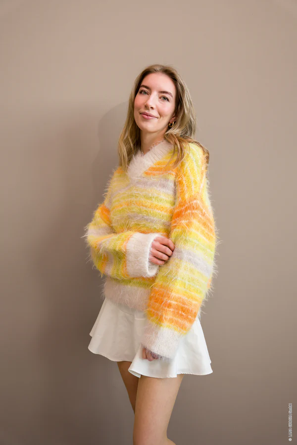 Uppskrift – Fuzzy Mista V-Neck